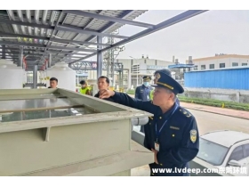 東莞市市生態(tài)環(huán)境局執(zhí)法六科近日聯(lián)合11個(gè)分局對市內(nèi)56家企業(yè)環(huán)保檢查